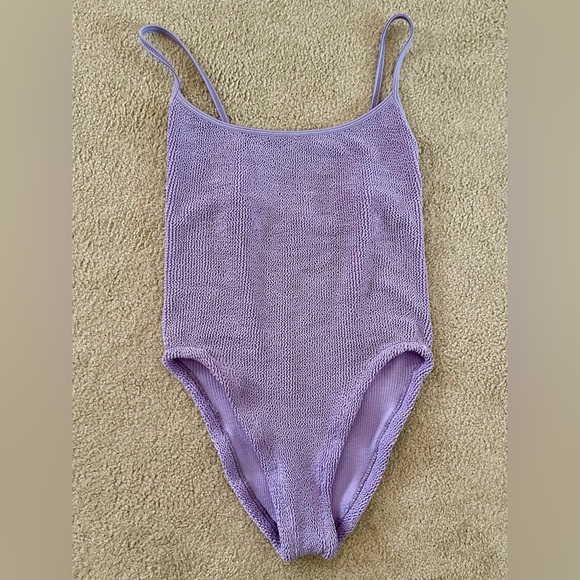 Hunza G Pamela Lilac One Piece Swimsuit - Picture 2 of 5